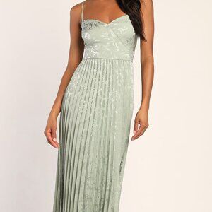Lulu's Regal Romance Sage Floral Jacquard Pleated Satin Midi Dress